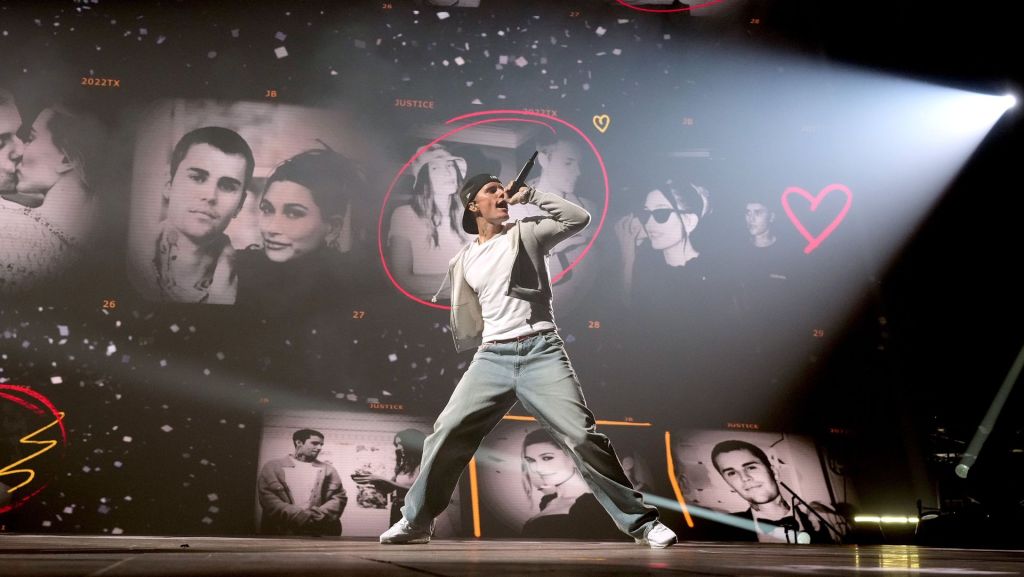 Justin Bieber Apparently Evaluates Positive For COVID-19, Holds Off Trip&nbsp;Date