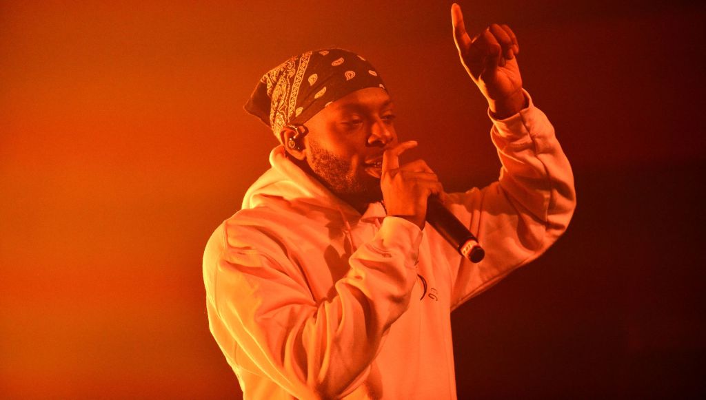 Isaiah Rashad Addresses Alleged Sex Tape Leak During Coachella&nbsp;Set