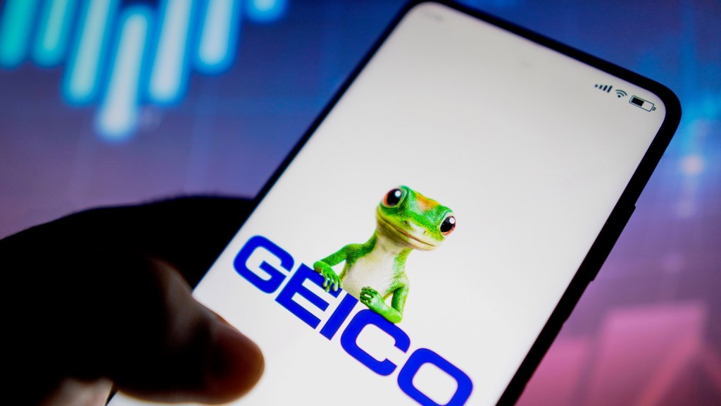 GEICO Ordered to Pay $5.2 Million to Lady Who Contracted Sexually Transmitted Disease After Making Love in Insured&nbsp;Car