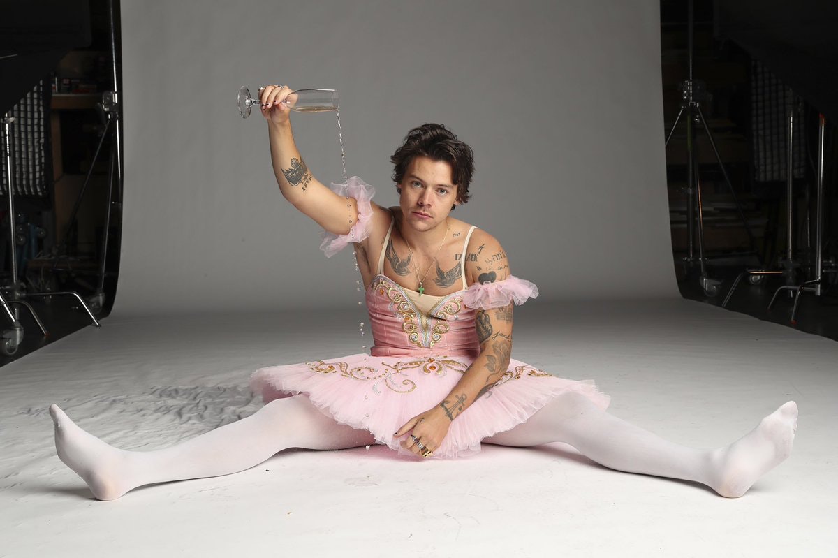 carla⁷ | ✈️💜 on Twitter: "our fav ballerina🩰 https://t.co/xZIS8qOQyQ" /  Twitter