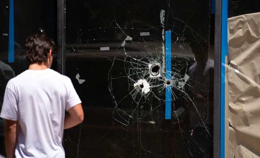 Mass Shooting in Philadelphia Leaves 3 Dead, 14&nbsp;Injured