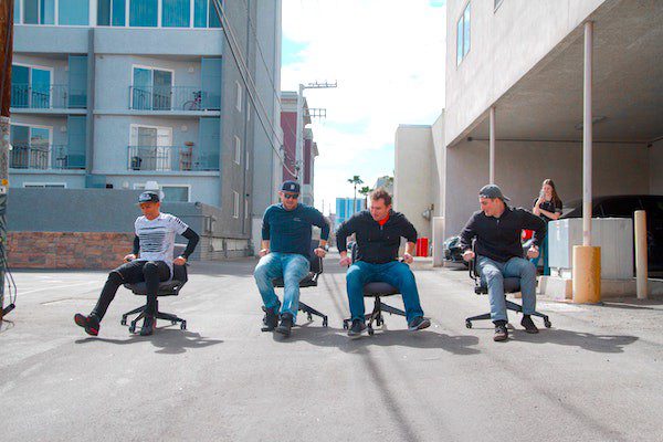 You Do not Have to Make Money Online. However Never Forget a Job Makes You Painfully&nbsp;Disposable.